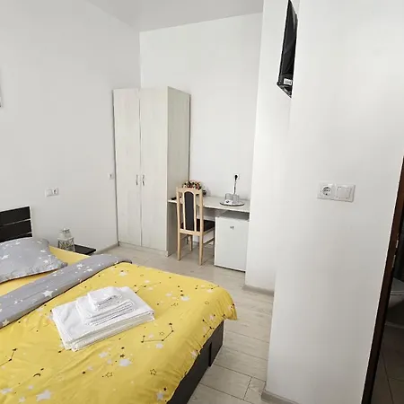 Guest house Saguna *