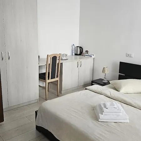 Saguna Guest house